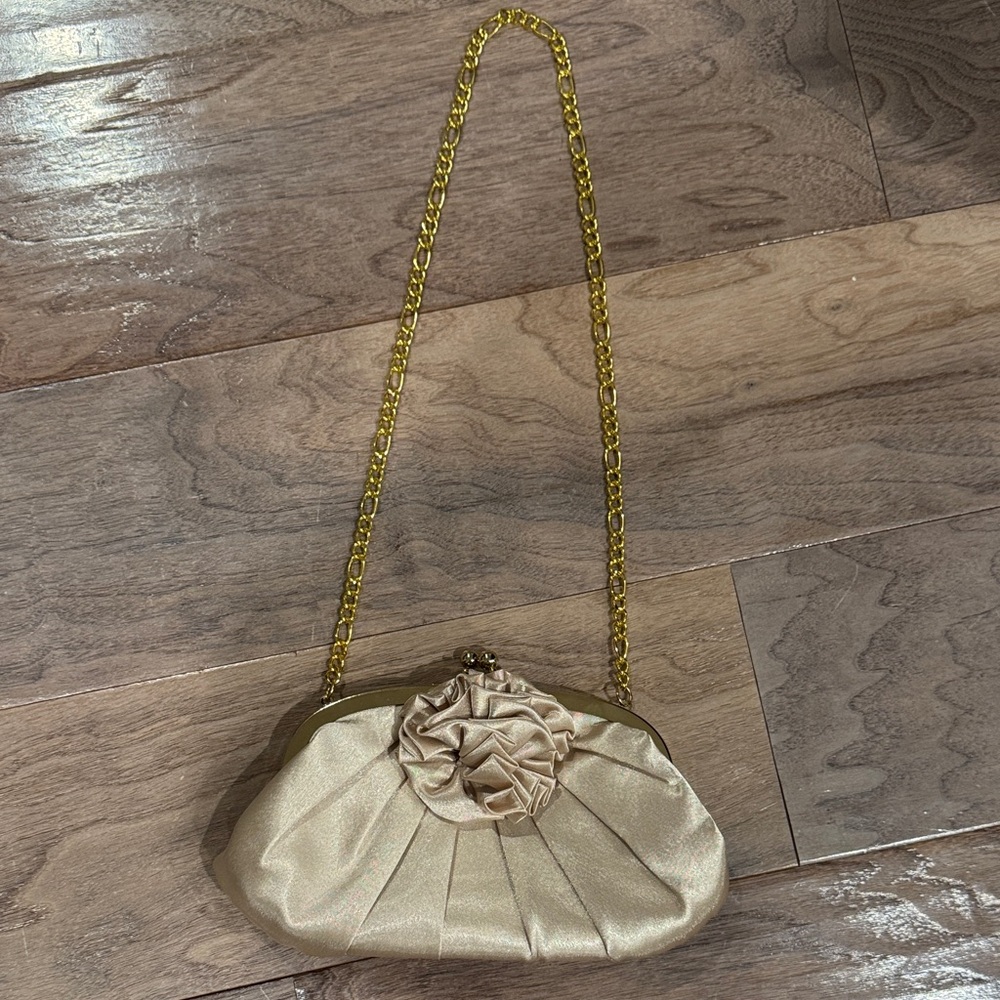Jessica McClintock Elegant Gold Evening Clutch with Chain Strap